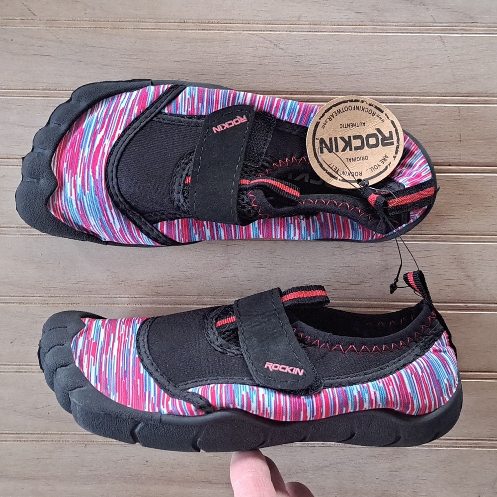 NWT Rockin R-K503P Barefoot Pink Water Shoes Youth Quick Dry Slip On